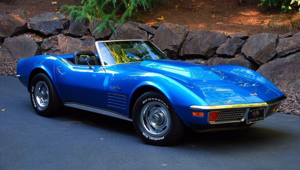 Blue-1972-Corvette-Stingray-1024x579
