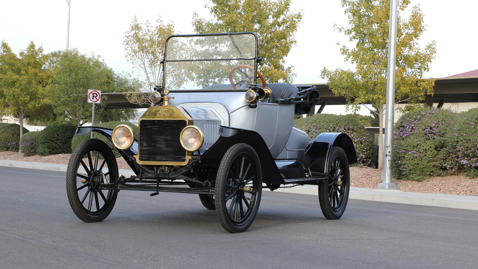 1915-ford-model-t-from-the-rogers-classic-car-museum-collection_100499323_l