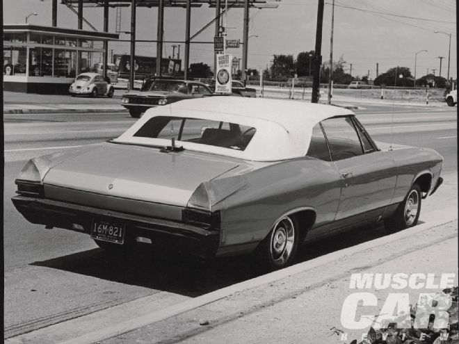1968-chevrolet-chevelle-in-prototype-camo-fake-tailfins-rear-view