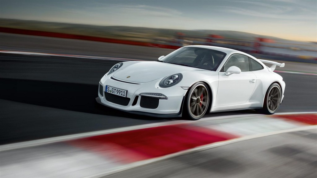 Porsche-911-GT3-White-Color