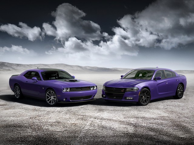 2016-dodge-charger-and-challenger-plum-crazy_100521752_m